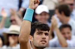 开云体育入口-世界网球队逆转意大利网球队，阿尔卡拉斯统治全场