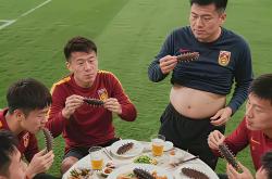 开云体育APP下载-中国顶级足球俱乐部内讧事件频频曝光的简单介绍