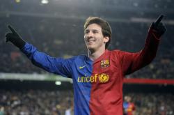 开云APP-跨越大陆的统治力，尤文强势布局北美，阿圭罗在英超关键战役中接管比赛