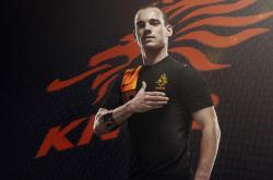 开云体育APP下载-街道上的战争与奇迹，当F1引擎遇见南美绝杀