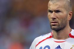 开云体育app-赛道上的孤勇者，维斯塔潘独力扛旗，索伯与迈凯伦的史诗鏖战