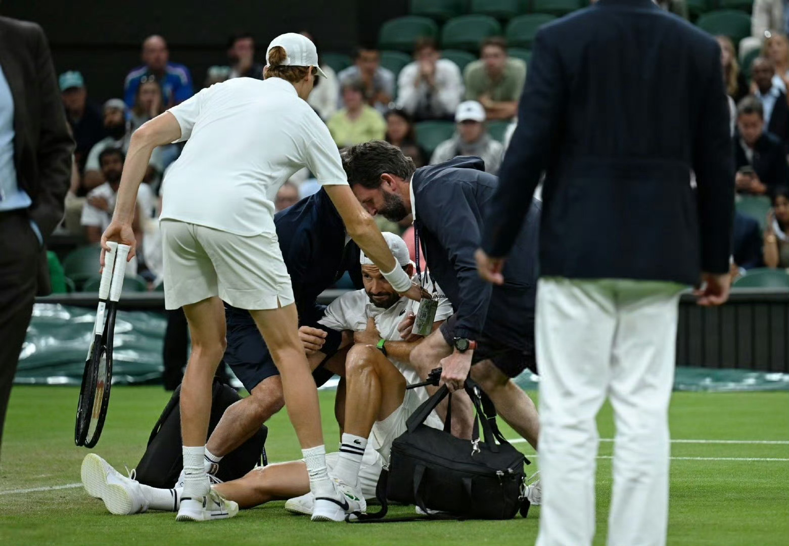 包含拉沃尔杯逆转温网,纳达尔点燃赛场的词条 包含拉沃尔杯逆转温网,纳达尔点燃赛场的词条