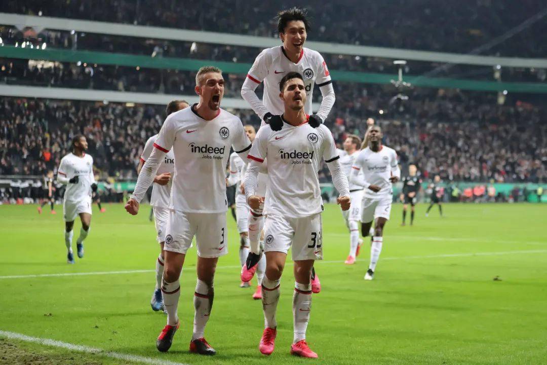 不莱梅胜法兰克福，积分榜上升至第六的简单介绍