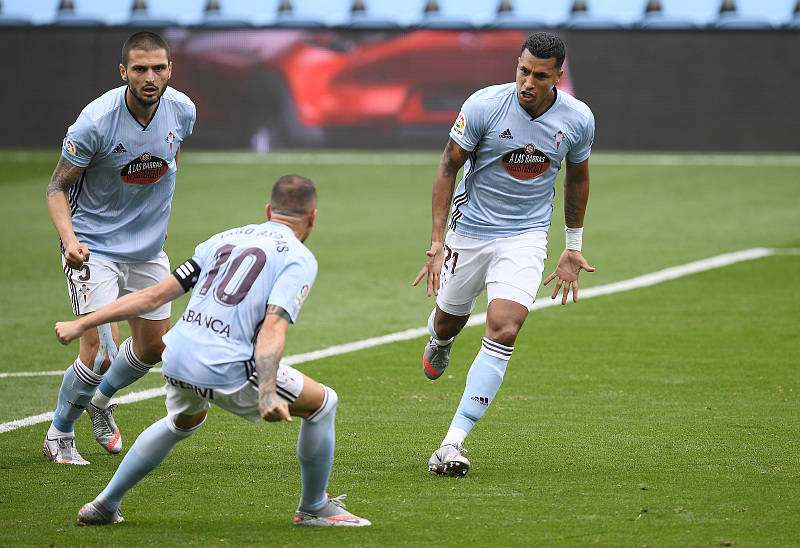 阿拉维斯险胜对手,反超排名的简单介绍 阿拉维斯险胜对手,反超排名的简单介绍