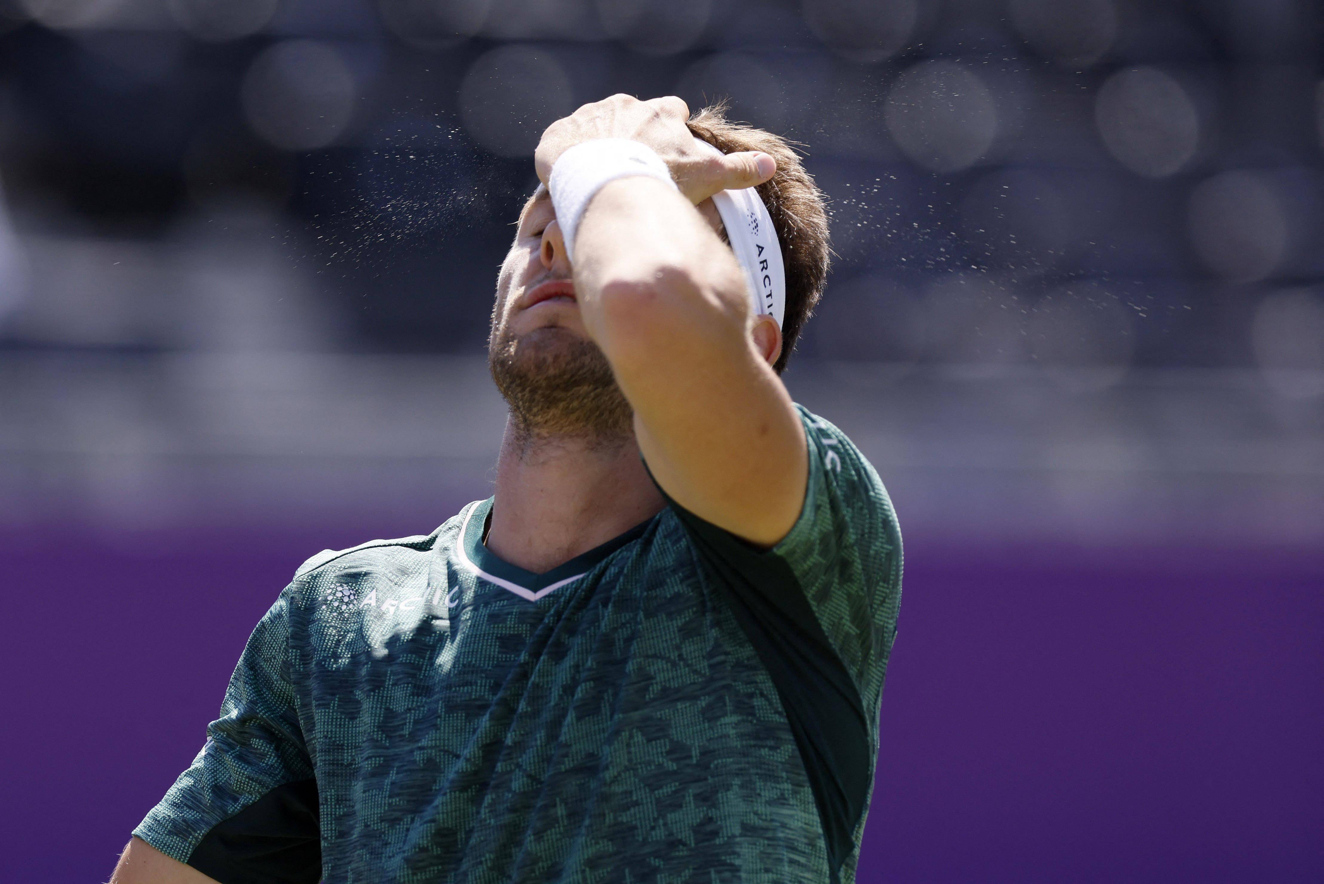 包含拉沃尔杯完胜年终总决赛，鲁德关键制胜的词条