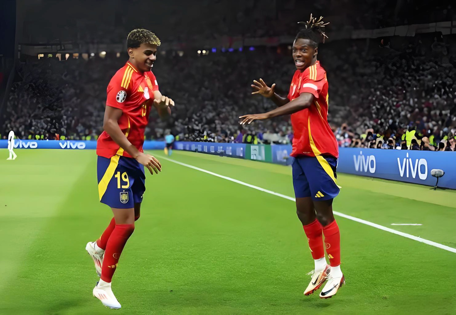 关于奥萨苏纳阵容齐整团结击败对手的信息