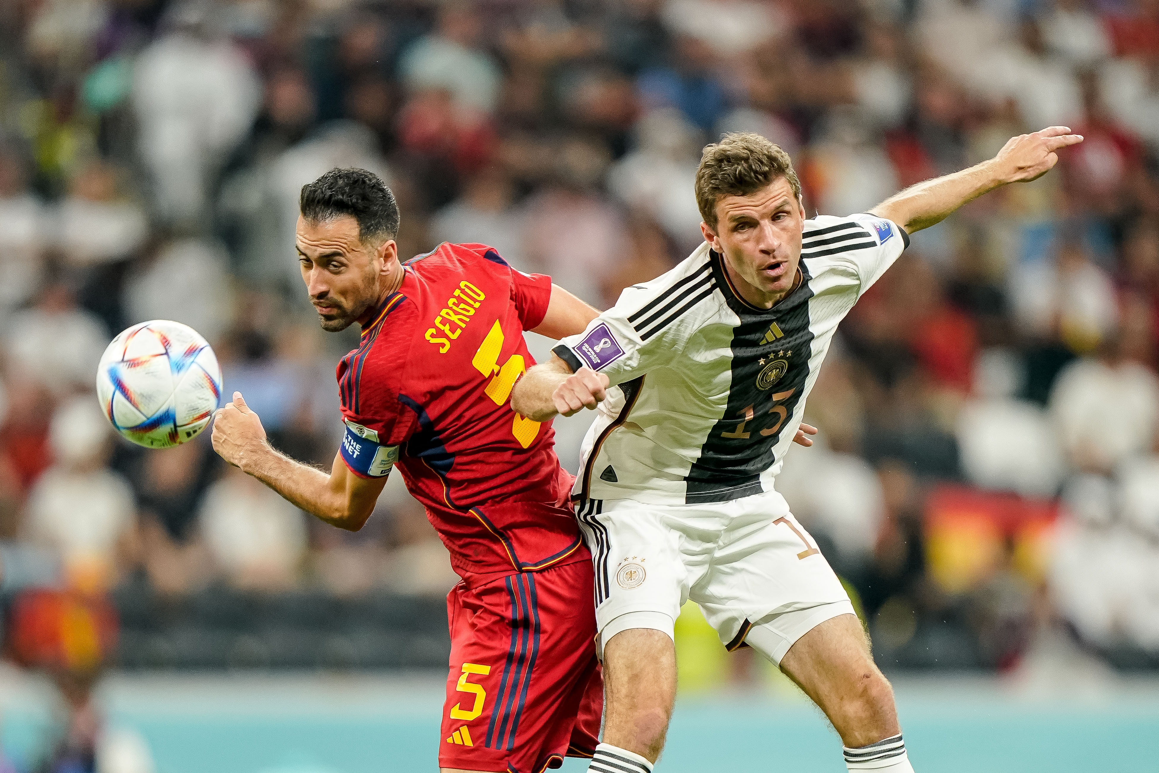 德国队鏖战泰国队，黄鸭组合统治全场的简单介绍