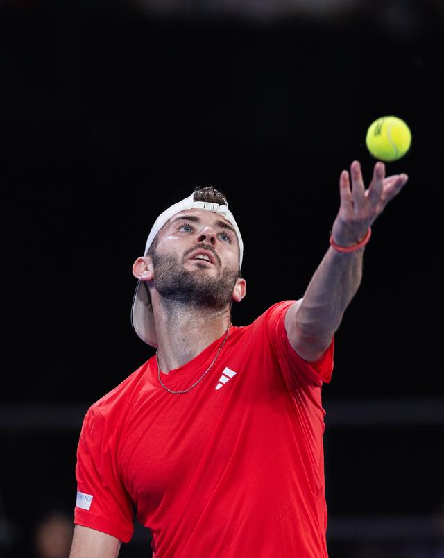 包含意大利网球队绝地反击日本网球队，克耶高斯绝境逆转的词条