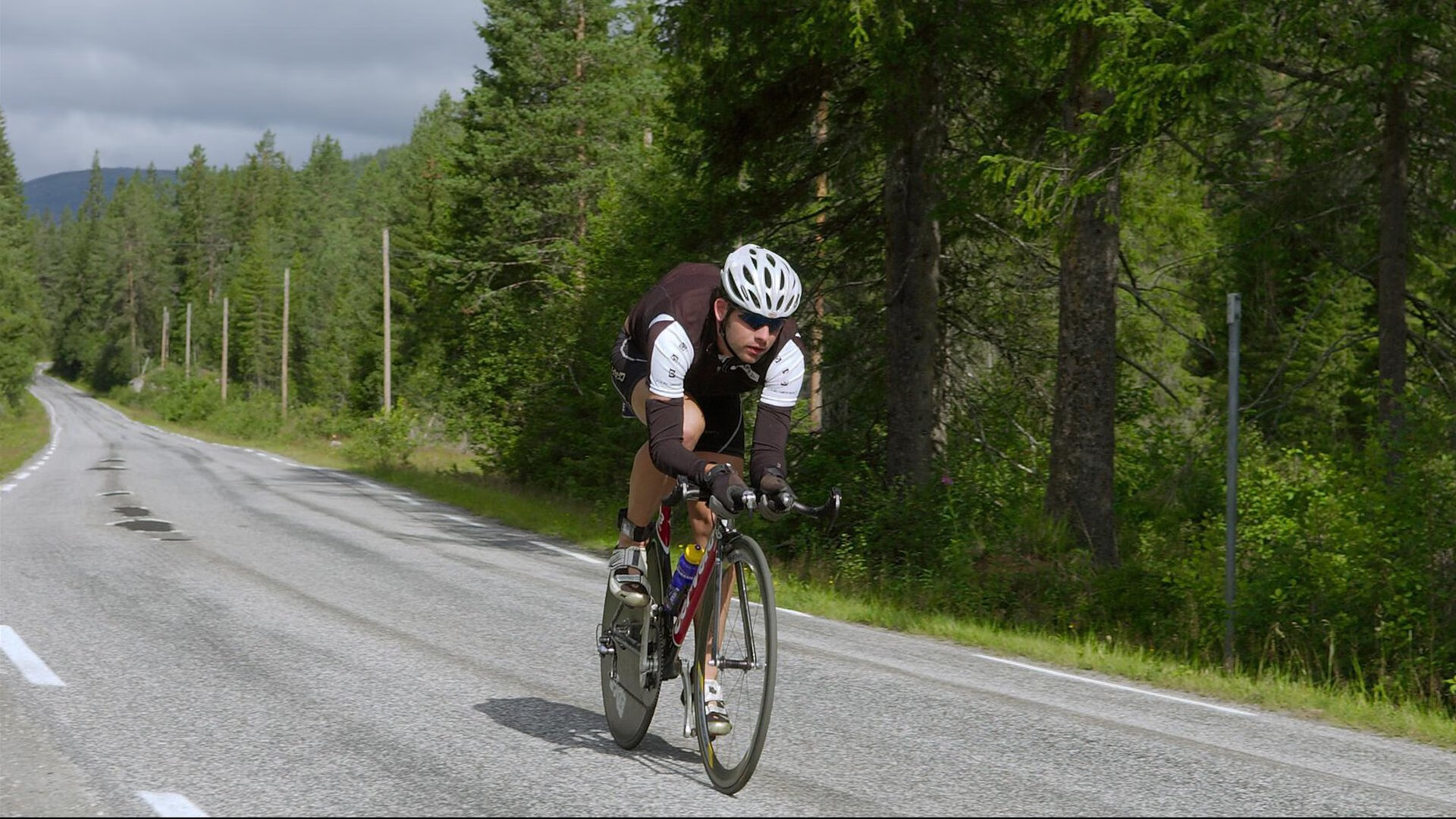 小贾伦爆发!魔术关键战突围马刺,新星崛起改写东部格局
